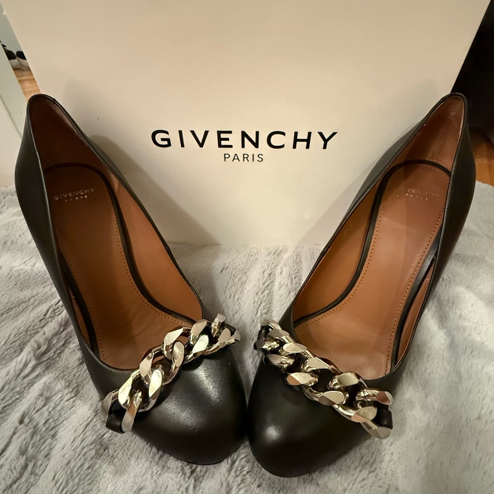 Givenchy Black Heels with Chain Detail